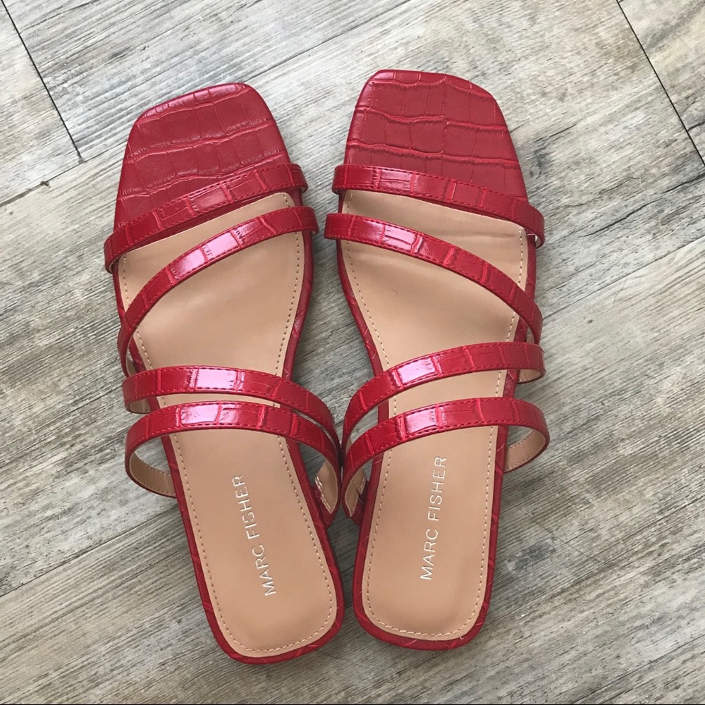 NWT Marc Fisher Slide Sandal | Women’s Red Flats
